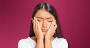 Apa penyebab iritasi wajah dan bagaiman cara mengatasinya khususnya pada perempuan